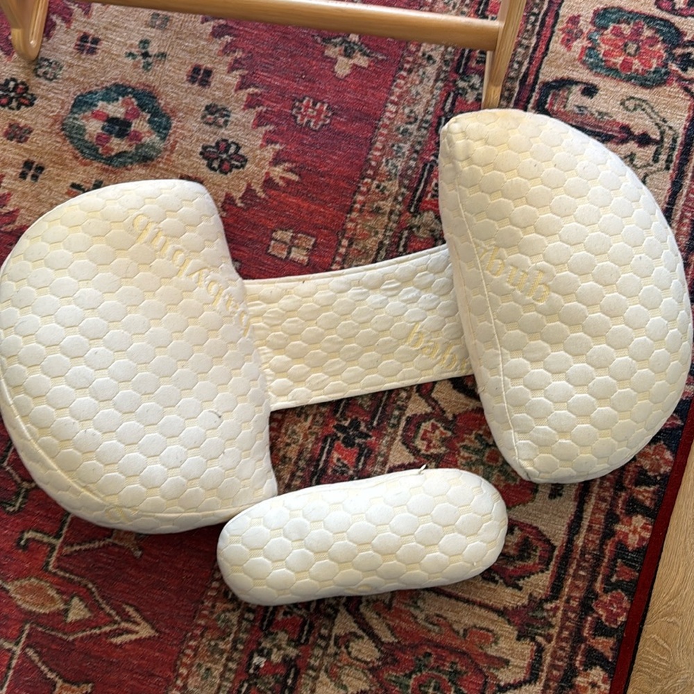 Babybub Bub's Maternity Pillow™ - Back and Belly Support